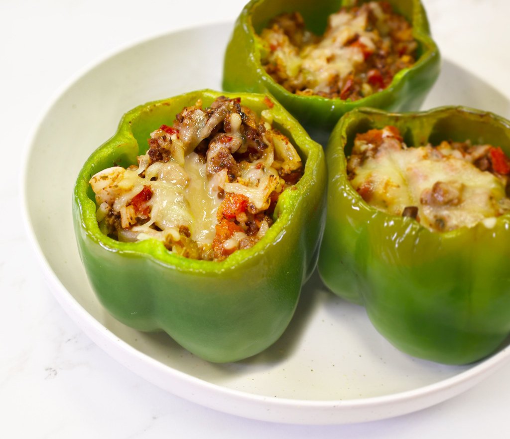Stuffed Bell Peppers with Ground Beef