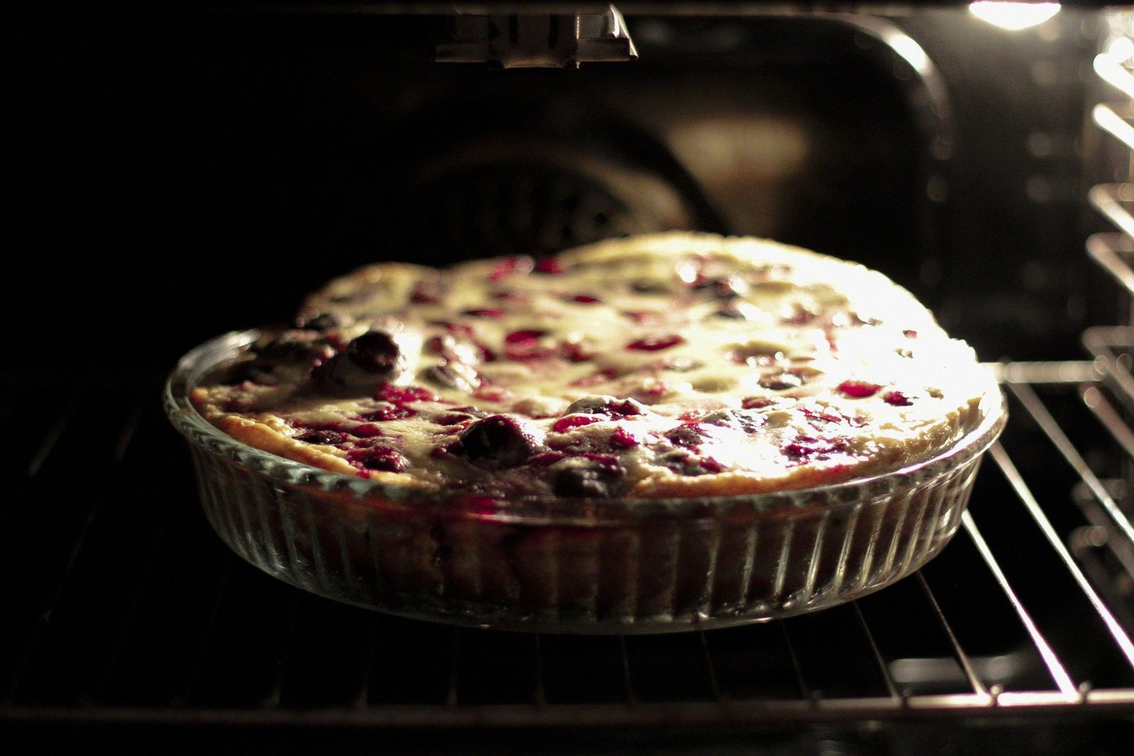 Easy Cherry Cobbler