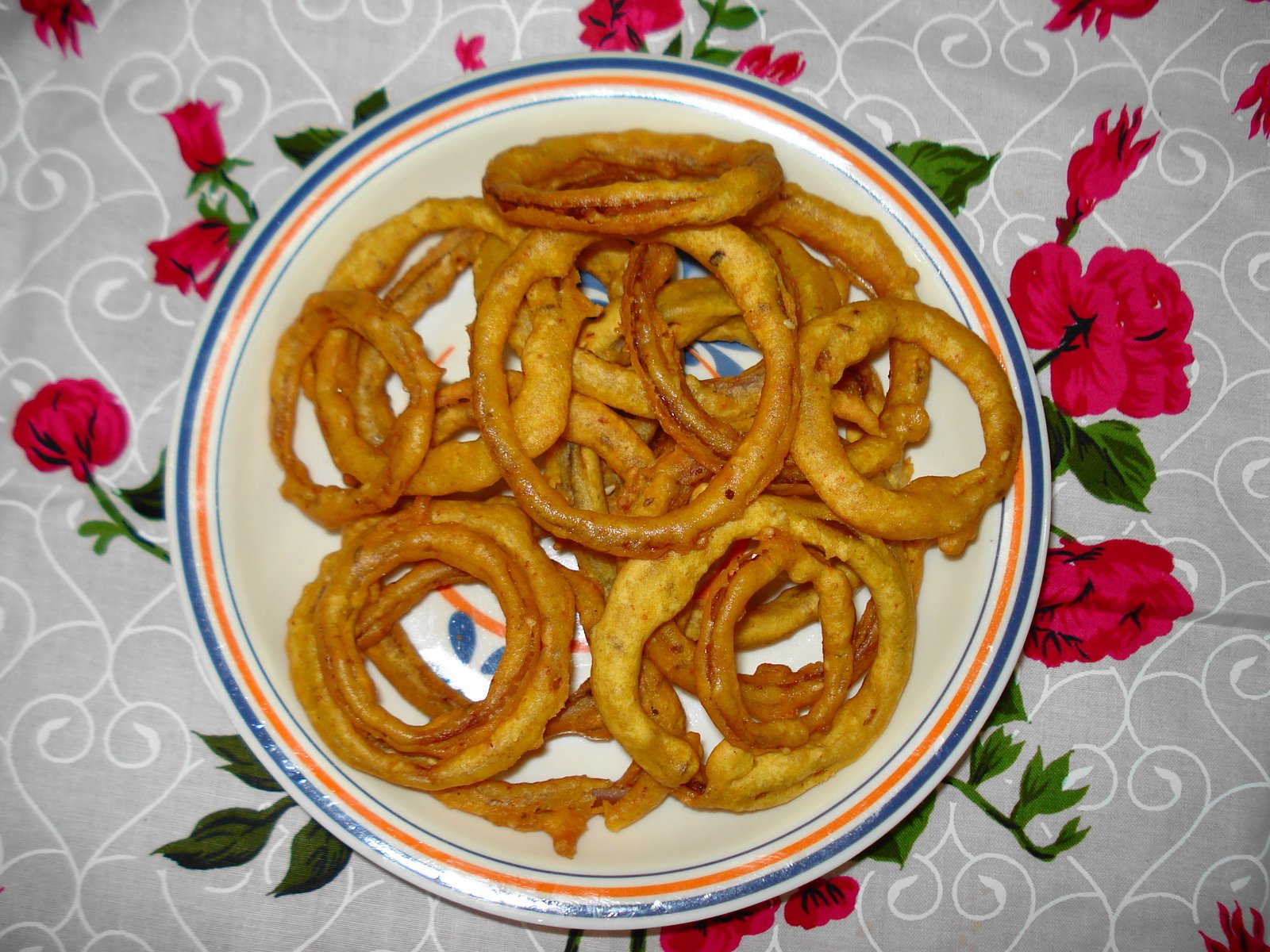 Onion Pakoda / Onion Pakora